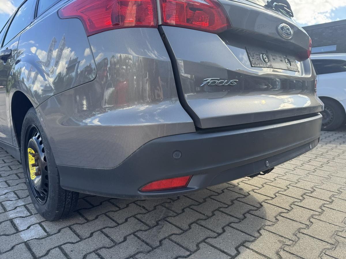 Ford Focus 3 original Sto&szlig;stange Stossf&auml;nger hinten Brisbane Braun Kombi Bj.2012